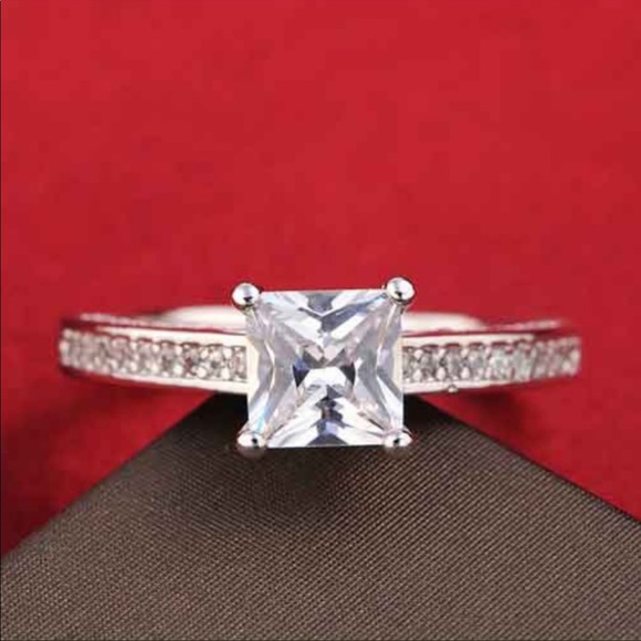 DIAMOND 925 SILVER PRINCESS CUT ENGAGEMENT RING - Picture 6 of 6